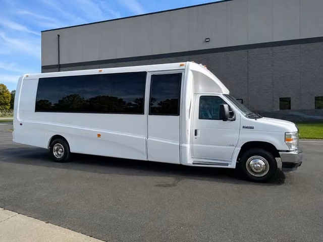 lauderdale lakes charter bus rentals